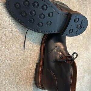 Allen Edmonds brand new never work Chukkas